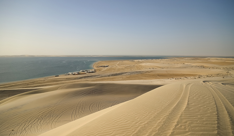 7.Qatar-Desert-1