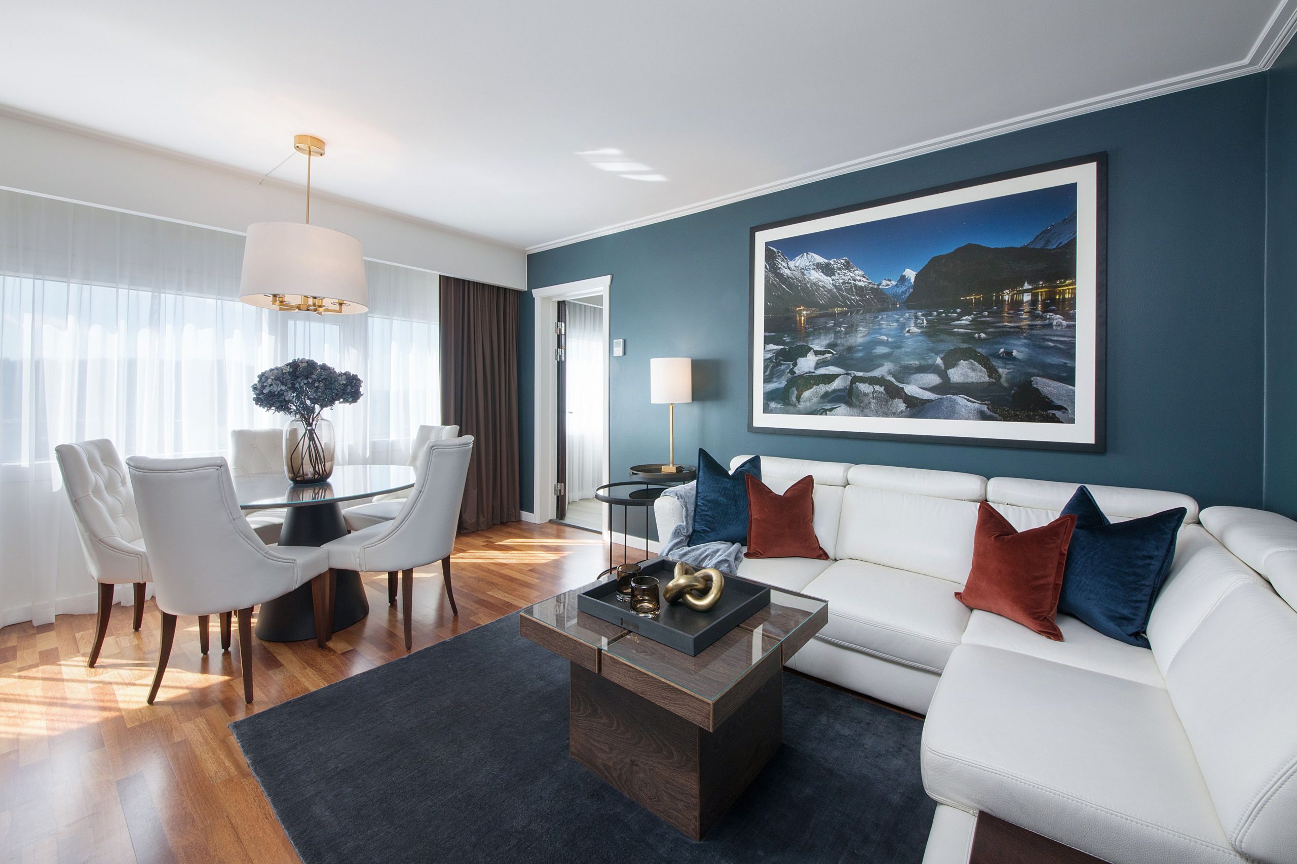 Radisson Blu Plaza Hotel-02