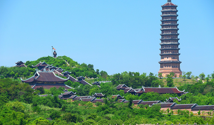9.Bai-Dinh-Pagoda-1.jpg