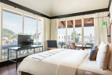 American Trade Hotel-01