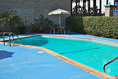 Anaheim Discovery Inn & Suites (2)