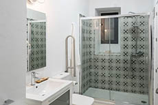 Apartamentos Turísticos Los Venerables (3)