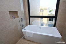 Aqueen Jalan Besar Hotel-2