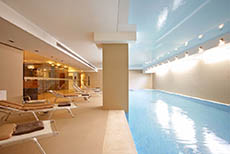 Atrium Hotel (2)