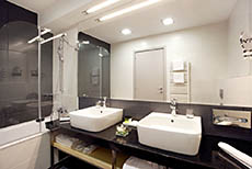 Atrium Hotel (3)