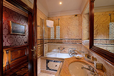 Bellevue & Canaletto Suites (3)