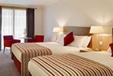 Clayton Hotel & Leisure Club-1