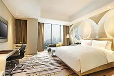 DoubleTree by Hilton Jakarta - Diponegoro (1)