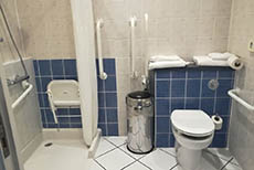 Holiday Inn Express Canterbury (2)