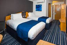 Holiday Inn Express Manchester East (1)