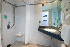 Holiday Inn Express Manchester East (3)