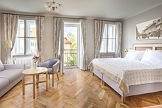 Hotel U Zlatých nůžek (1)