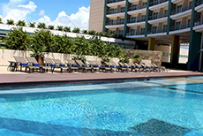 Krystal Urban Cancun-1