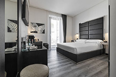 LHP Hotel Napoleon (1)