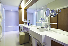 Novotel-Citygate-Hong-Kong-2.png