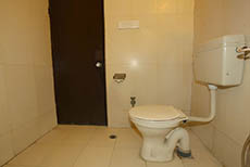 OYO 2105 Hotel Royal Sheraton (2)