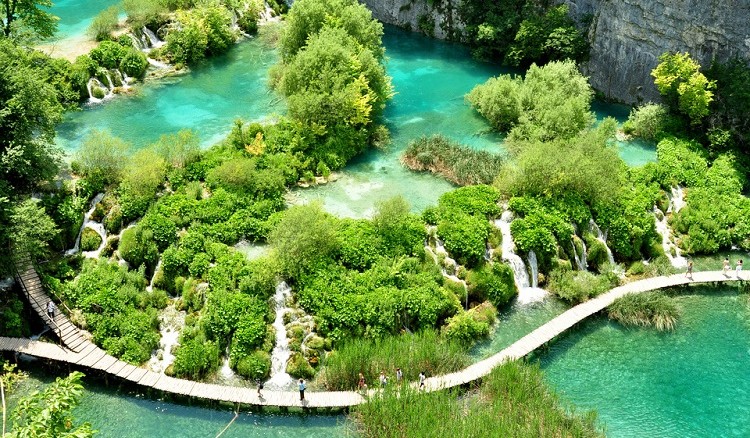 10 น้ำตกที่สวยที่สุดในโลก สุดยอดน้ำตกน่าเที่ยว 10 น้ำตกที่สวยที่สุดในโลก สุดยอดน้ำตกน่าเที่ยว