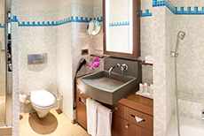 Radisson-2