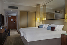 Radisson1