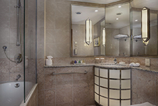 Radisson2