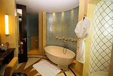 Resorts World Sentosa - Crockfords Tower (2)