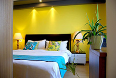 River View Boutique Hotel Beibin Road (1)