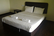 Rocky Mountain Lodge (1)
