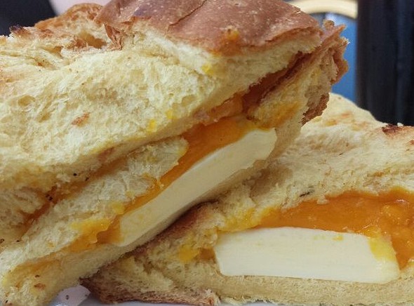 Roti Kuning บรูไน