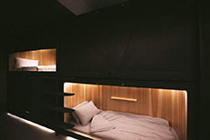 SLEEEP - Capsule Hotel (3)