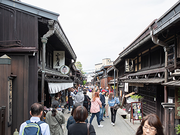 Sanmachi-Suji-2.jpg