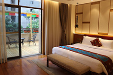 St.Potala Hotel (1)