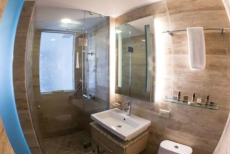 The Executive Hotel-02