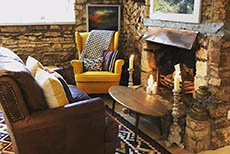 The Mousetrap Inn (2)