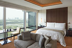 The Peninsula Tokyo (1)