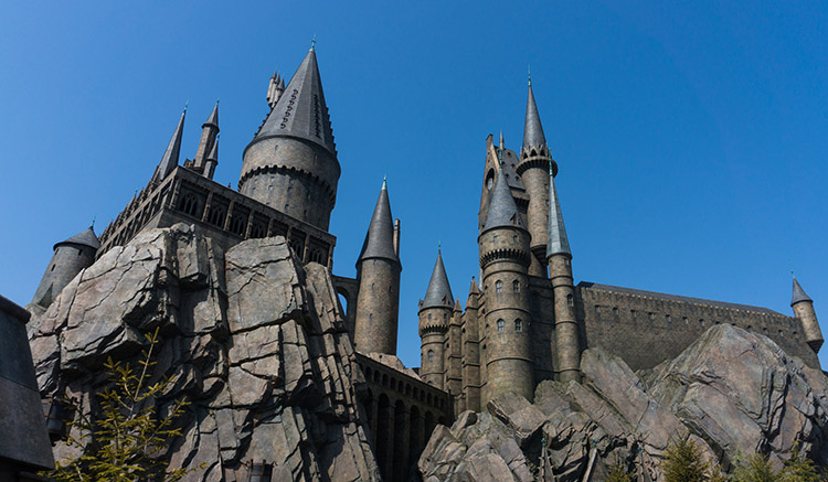 The-Wizarding-World-of-Harry-Potter.jpg