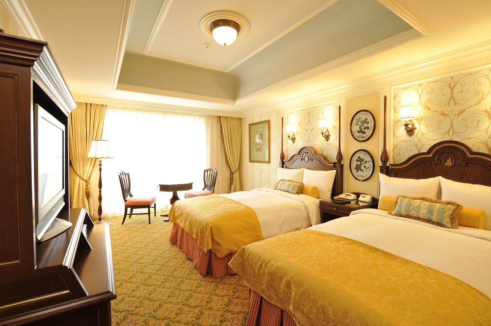 Tokyo Disneyland Hotel (2)