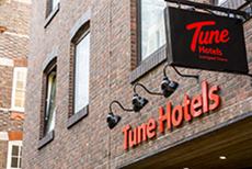 Tune Hotel Liverpool Street, London-3
