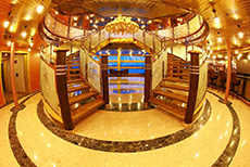Vintage Luxury Yacht Hotel (2)