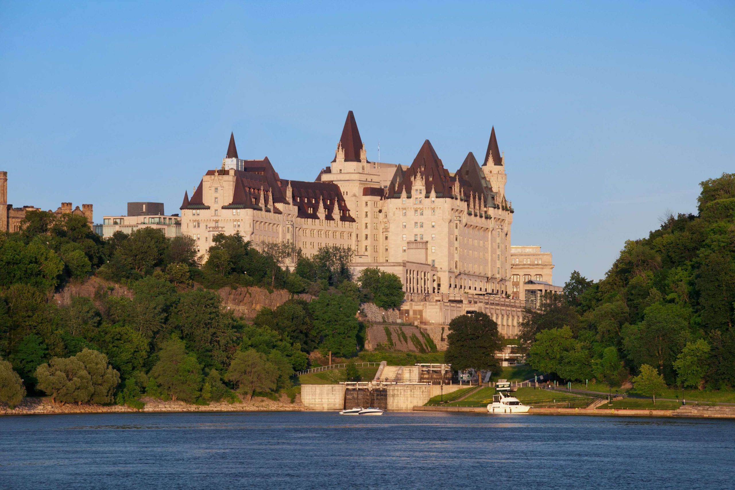 Fairmont Chateau Laurier-01