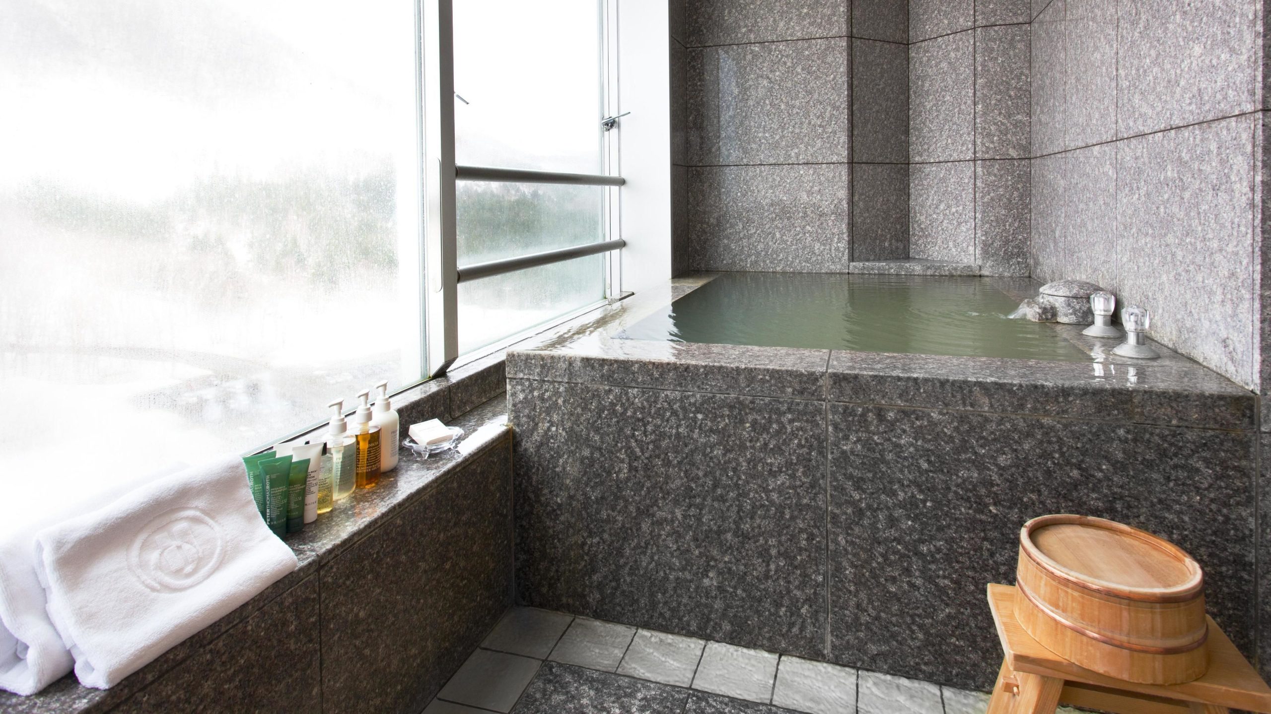 Hilton Niseko Village-03