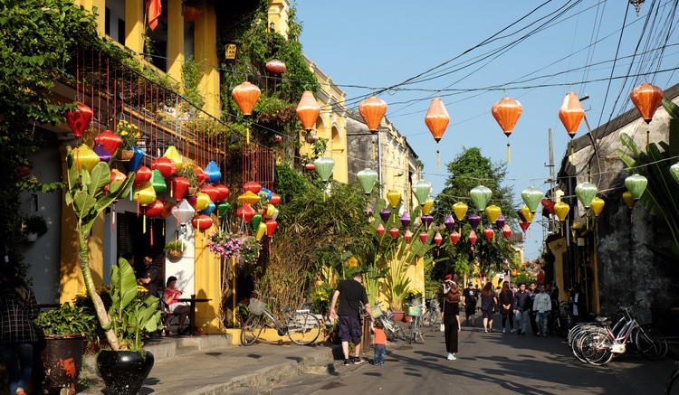 ถนนตรันฝู (Tran Phu Road) 