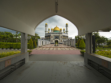 Jame'asr Hassanil Bolkiah Mosque in Bandar Seri Begawan, Brunei