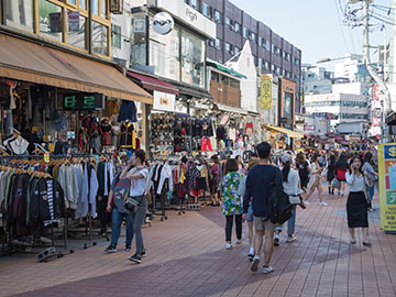ย่านฮงแด-Hongdae-3.jpg