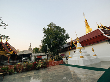 วัดพระธาตุช่อแฮ-3.jpg