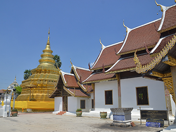 วัดพระธาตุศรีจอมทองวรวิหาร-2.jpg