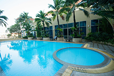 โรงแรมกรุงศรีริเวอร์ (1)